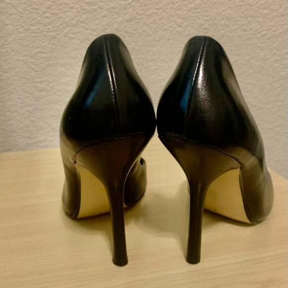 Guess Women's Leather Pumps - Picture 3 of 4